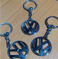 Брелок Volkswagen хромированный